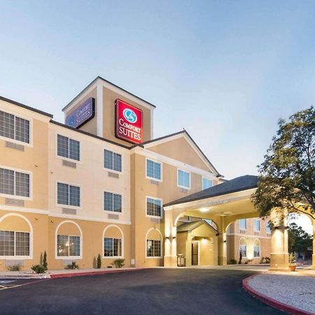 אודסה Comfort Suites מראה חיצוני תמונה