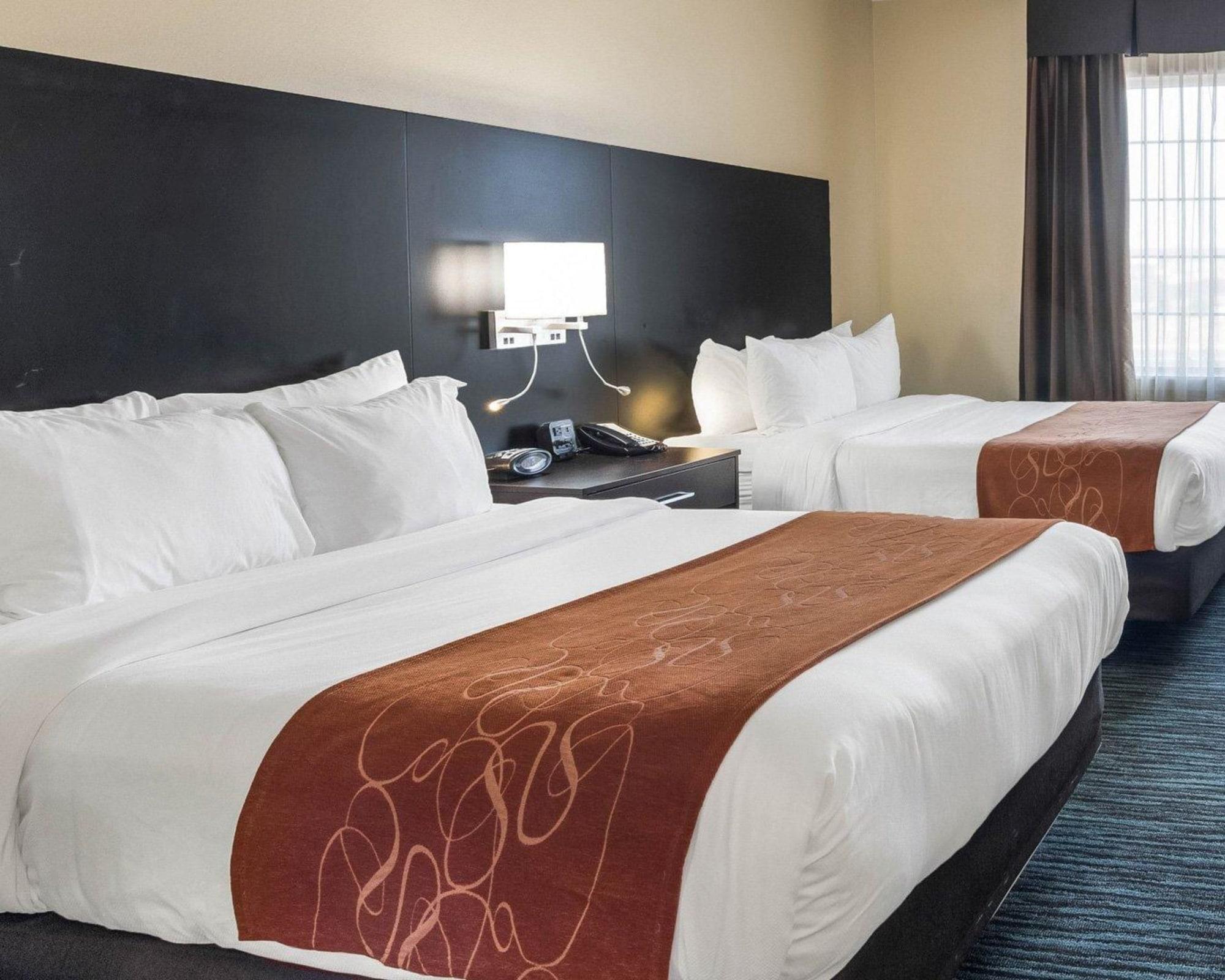אודסה Comfort Suites מראה חיצוני תמונה