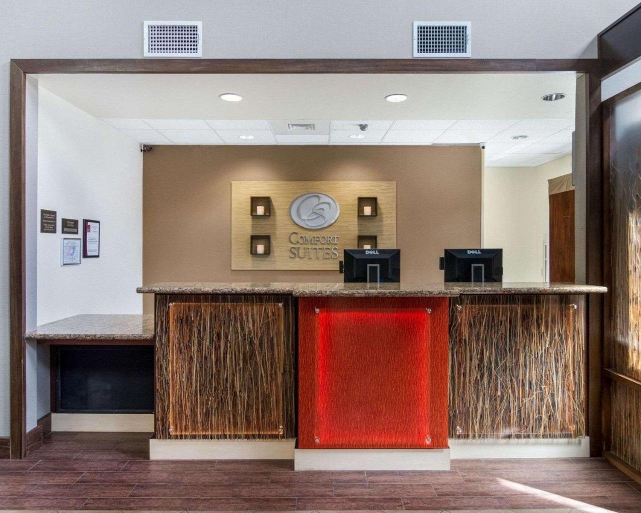 אודסה Comfort Suites מראה חיצוני תמונה