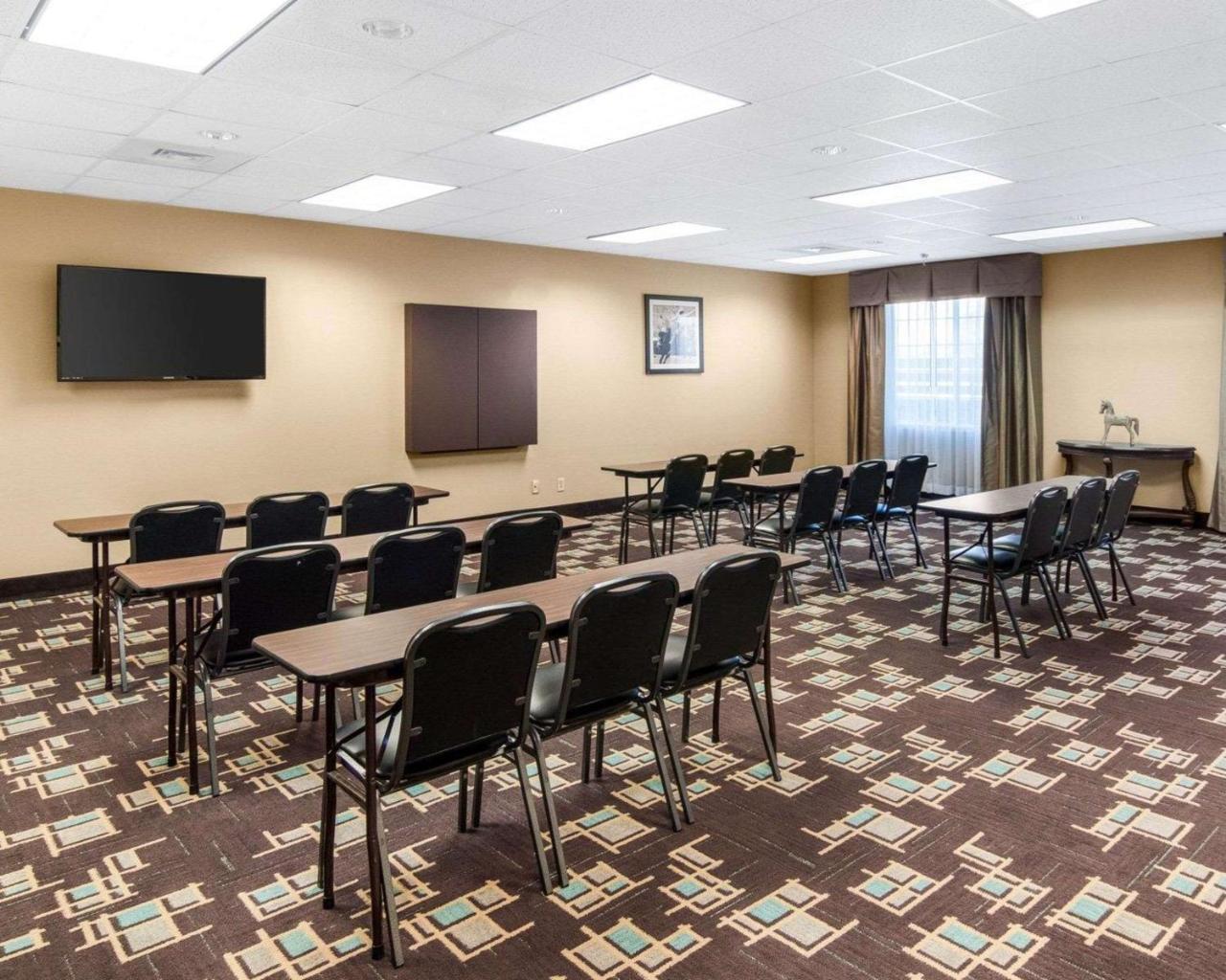 אודסה Comfort Suites מראה חיצוני תמונה